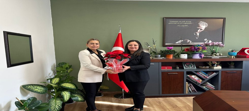 İYİ Parti Tire İlçe Başkanlığı’ndan Milli Eğitim Müdürüne Öğretmenler Günü Ziyareti