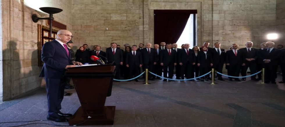 Meclis Başkanı’ndan 23 Nisan’da pes dedirten ‘1925’ gafı!