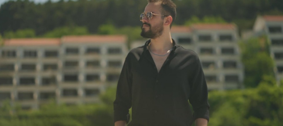 Ömer Dişli, Çok Yönlü Müzikal Yolculuğuyla Dikkat Çekiyor!